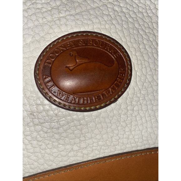 Vintage Dooney & Bourke All Weather Leather Brown Crossbody Bag Purse Handbag - Picture 2 of 11